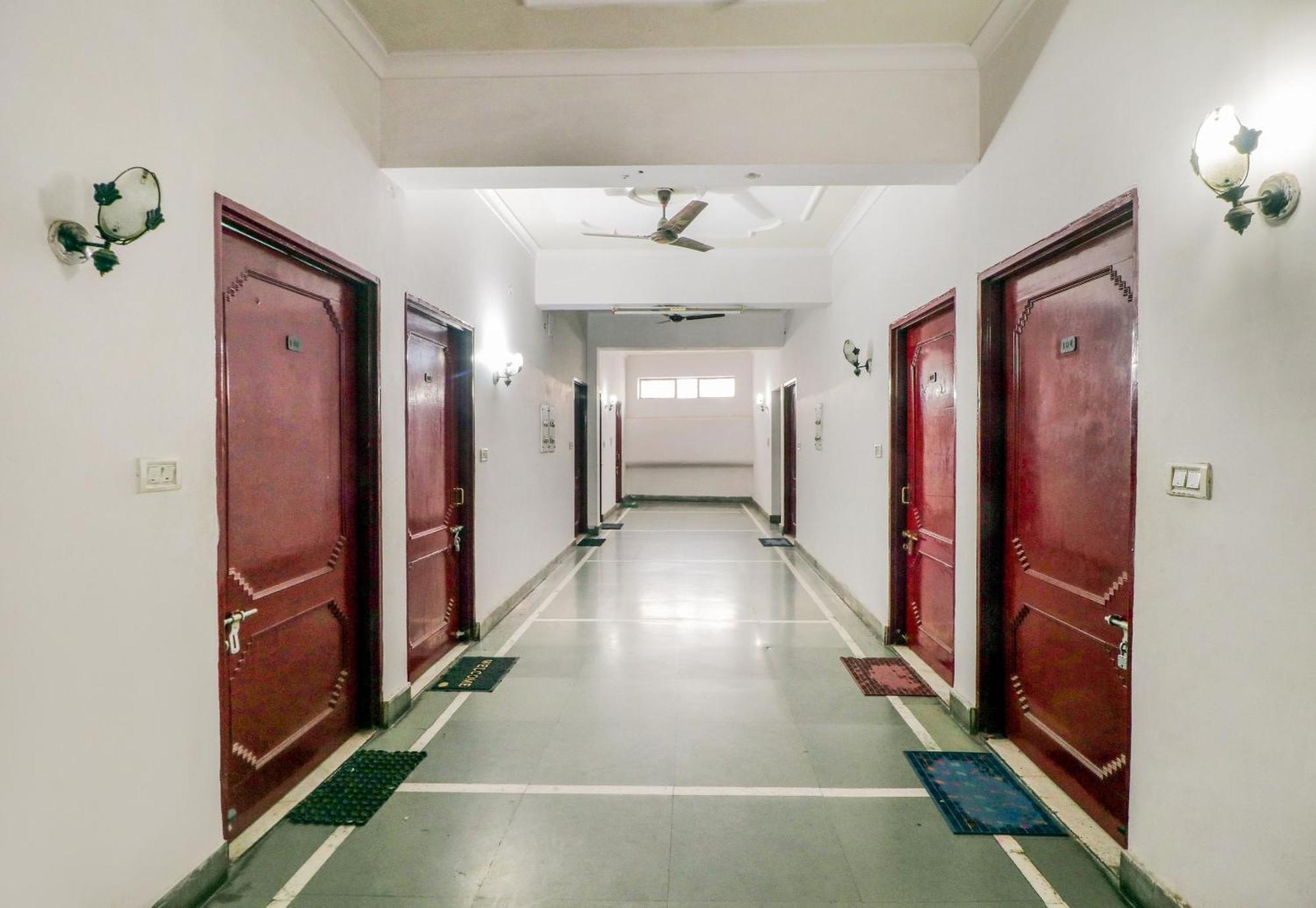 J C Guest House Hasanganj Exterior foto